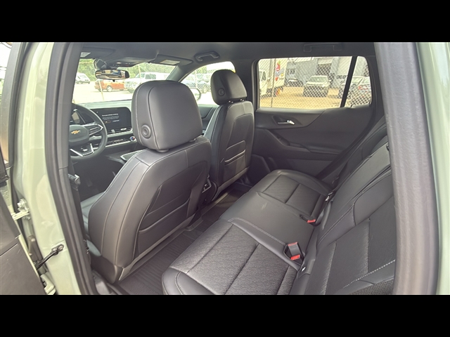 2026 Chevrolet Equinox LT photo 21