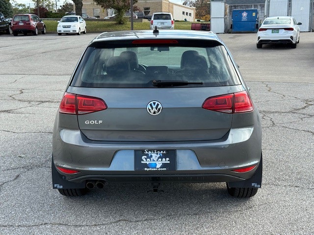 2015 Volkswagen Golf TDI S photo 3