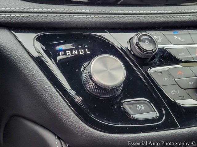 2025 CHRYSLER PACIFICA - Image 25