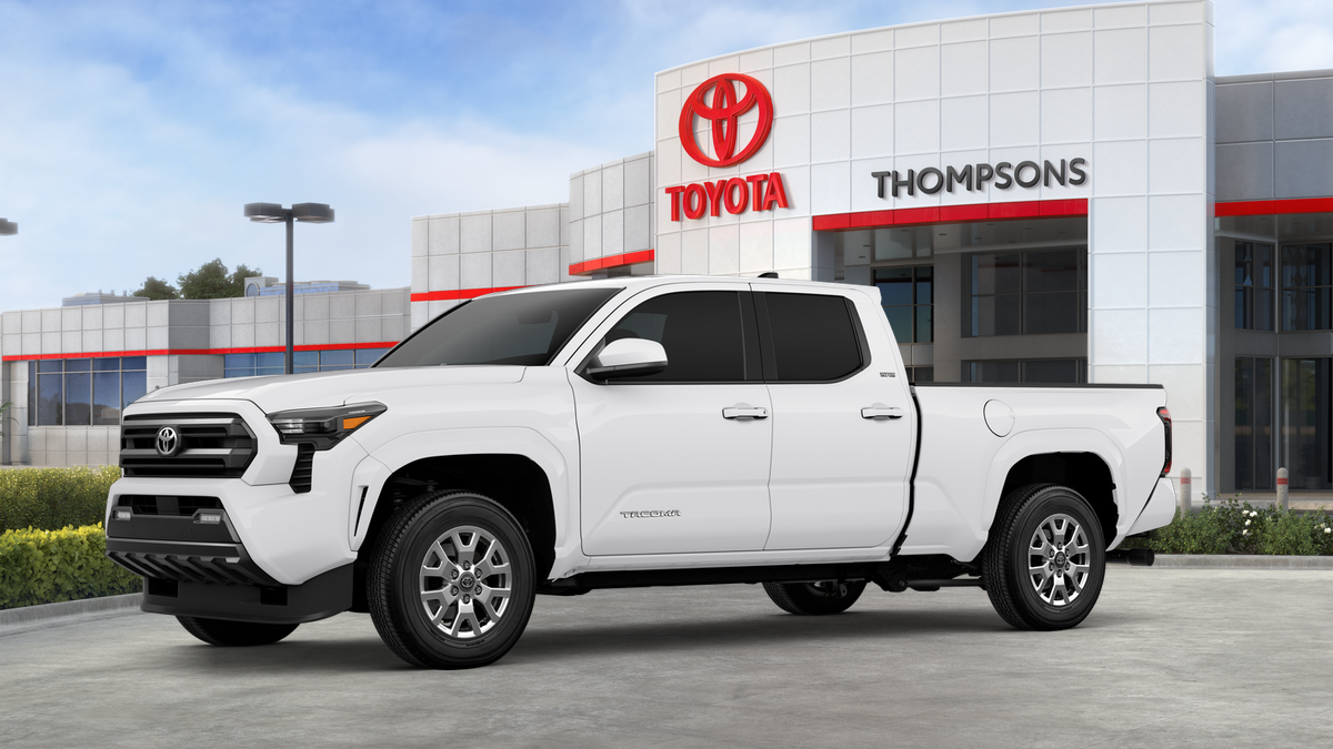 2026 Toyota Tacoma SR5 4x4 Double Cab photo 2
