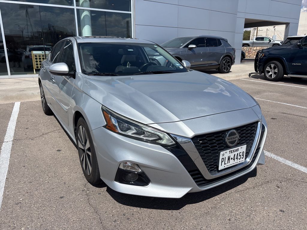 2019 Nissan Altima 2.5 SV photo 5