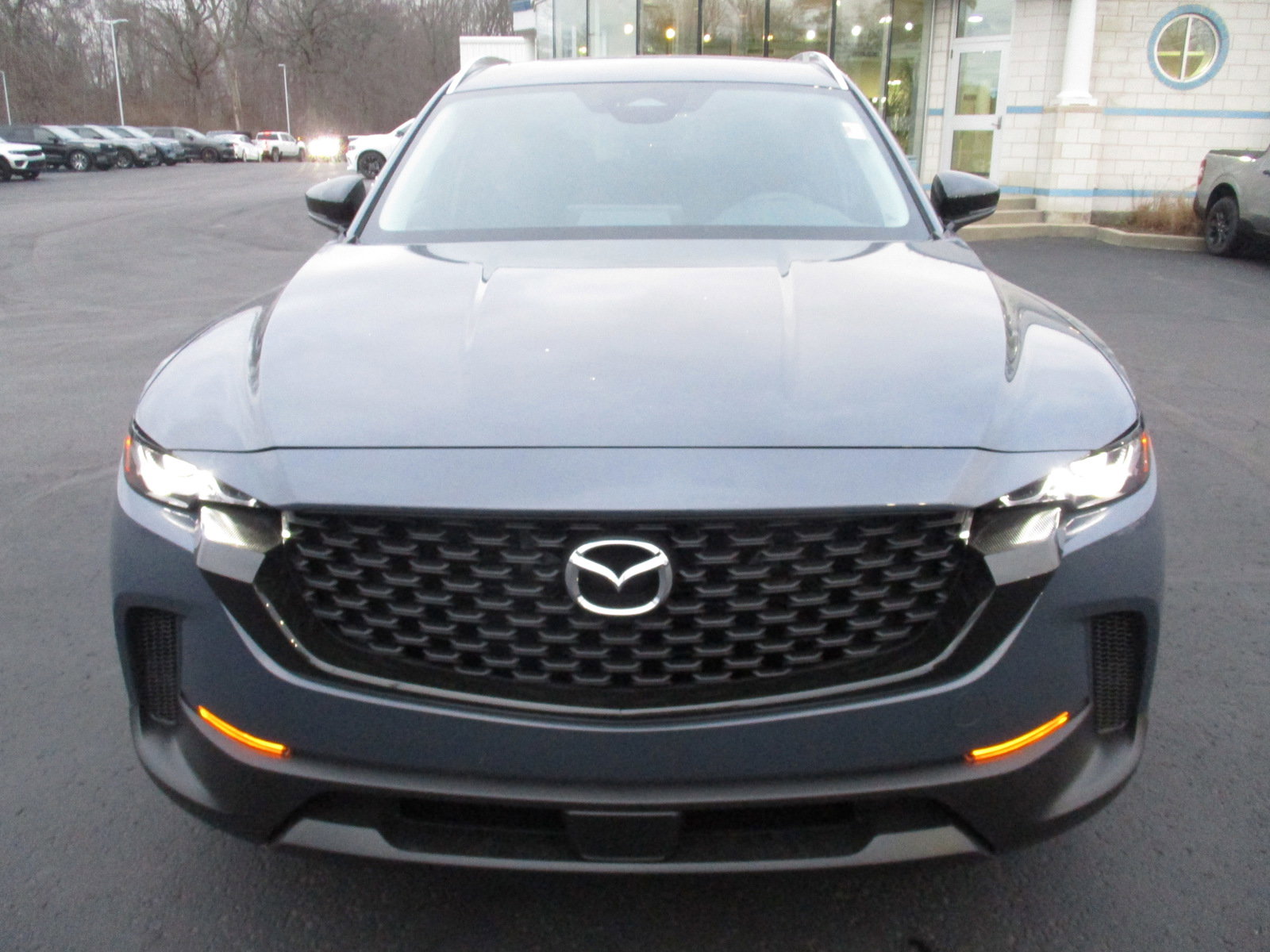 2025 Mazda CX-50 2.5 S Premium photo 11