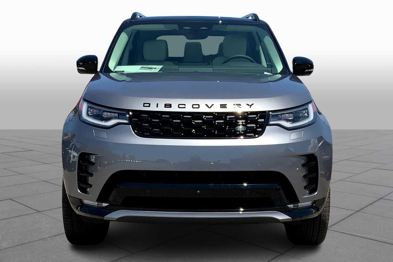 2025 Land Rover Discovery SE photo 3