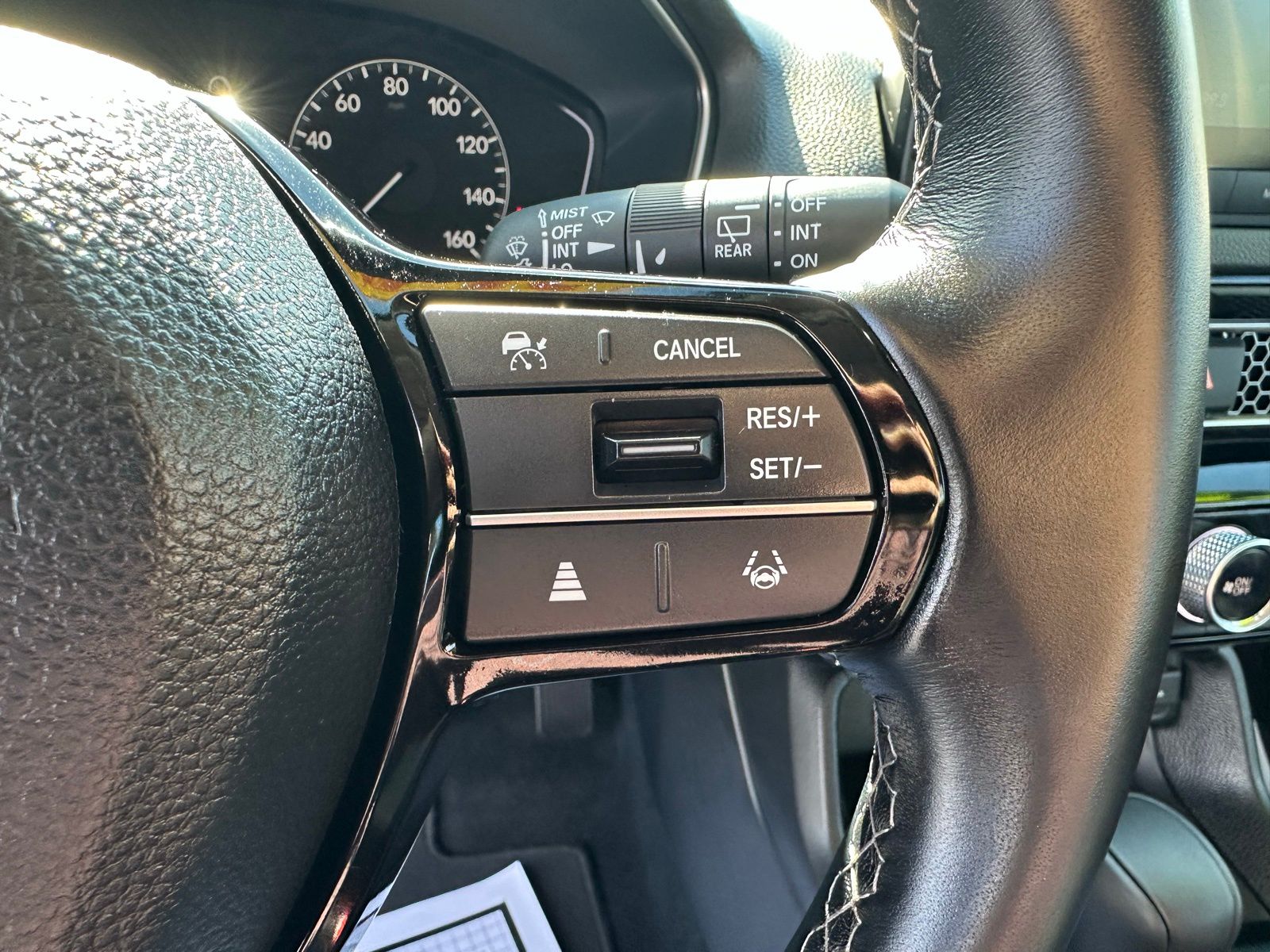 2024 Honda Civic EX-L photo 17