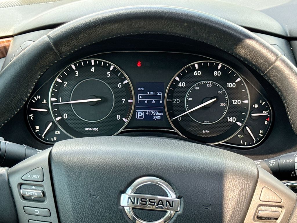 2020 Nissan Armada Platinum photo 2
