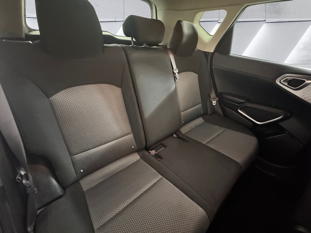 2020 Kia Soul LX photo 12