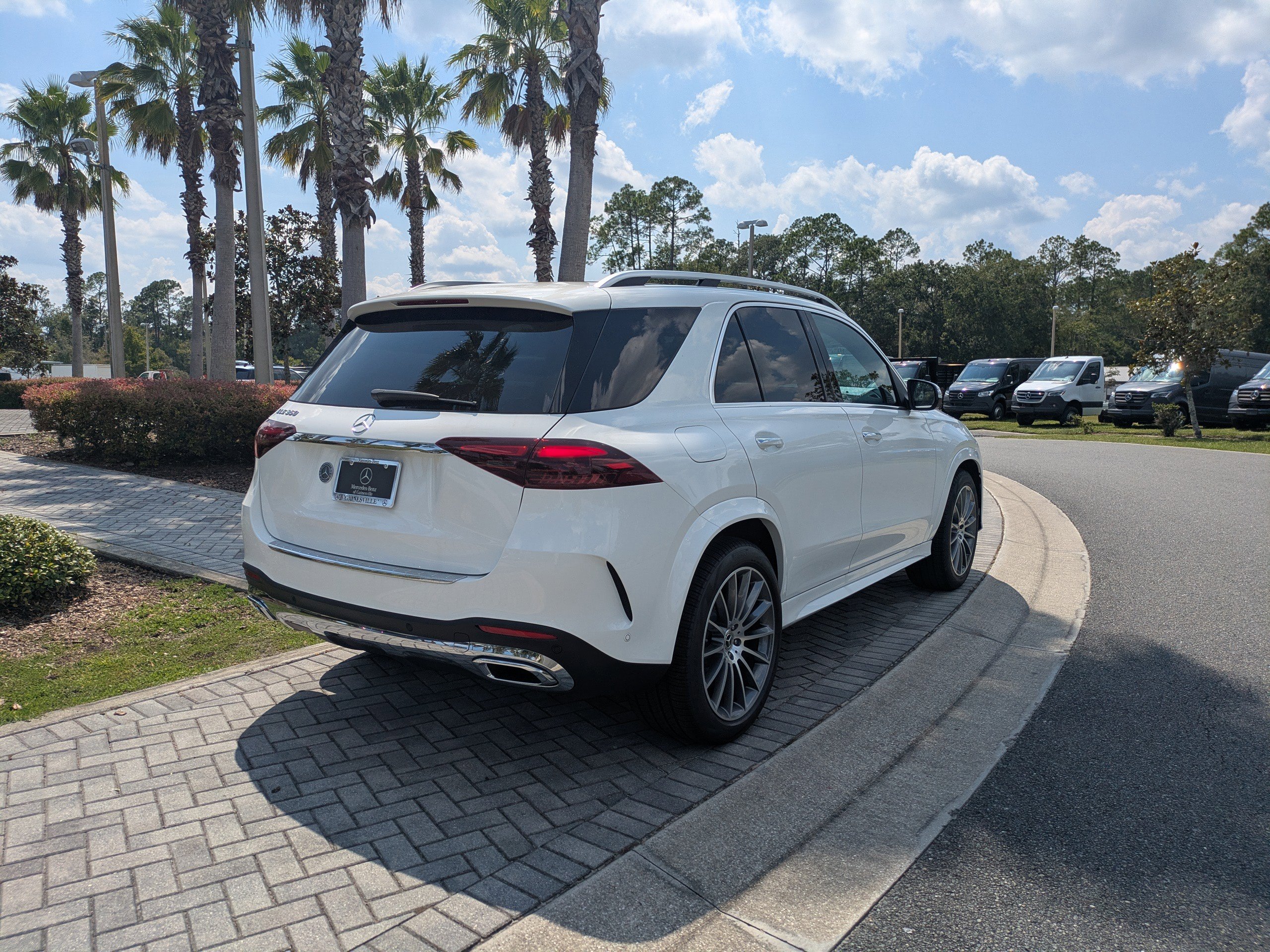 2026 Mercedes Benz GLE 350 photo 4