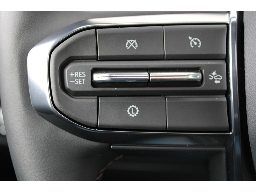 2025 Gmc Acadia AT4 photo 14