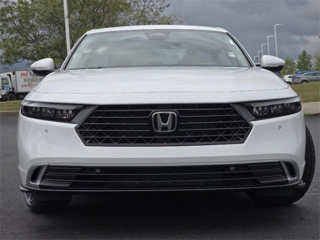 2025 Honda Accord Hybrid Touring photo 4