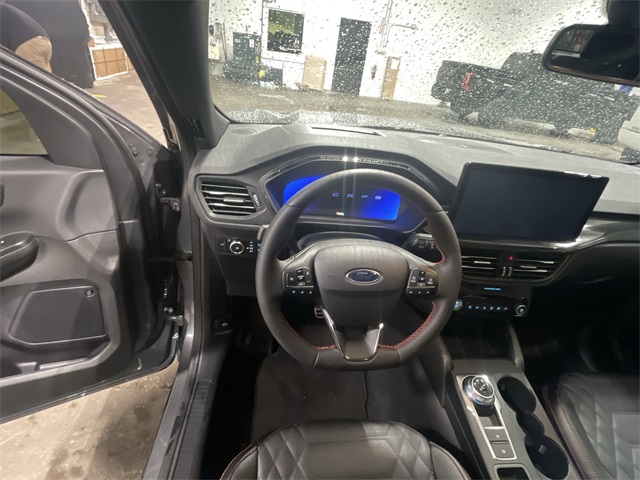 2024 Ford Escape ST-Line Elite photo 15