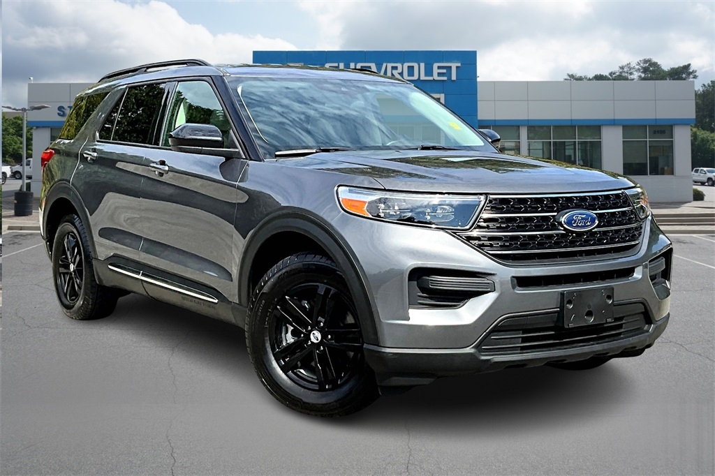 2021 Ford Explorer XLT photo 3