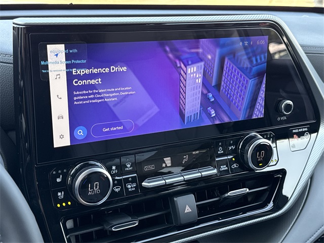 2025 Toyota Highlander Platinum photo 25
