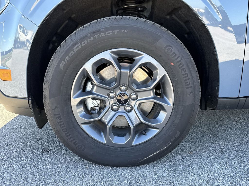 2025 Ford Maverick XLT photo 17