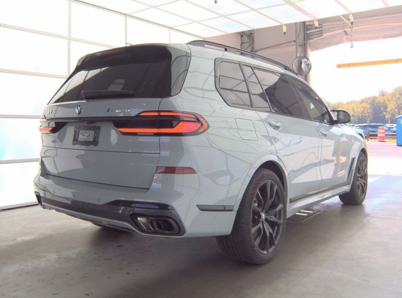 2024 Bmw X7 M60i photo 3