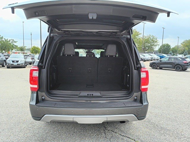 2020 Ford Expedition XLT photo 15