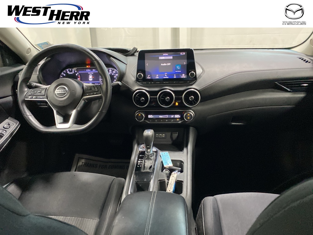 2021 Nissan Sentra SV photo 2