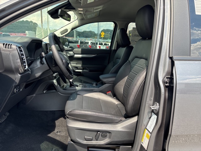 2025 Ford Ranger Lariat photo 13