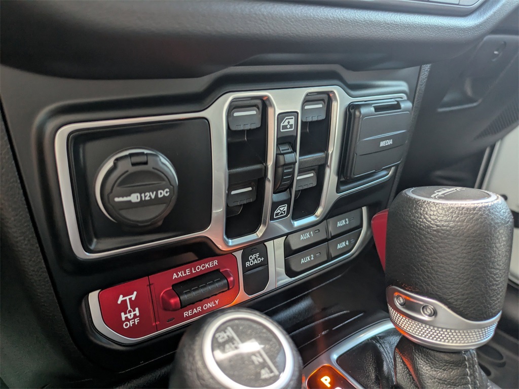 2024 Jeep Gladiator Mojave photo 20