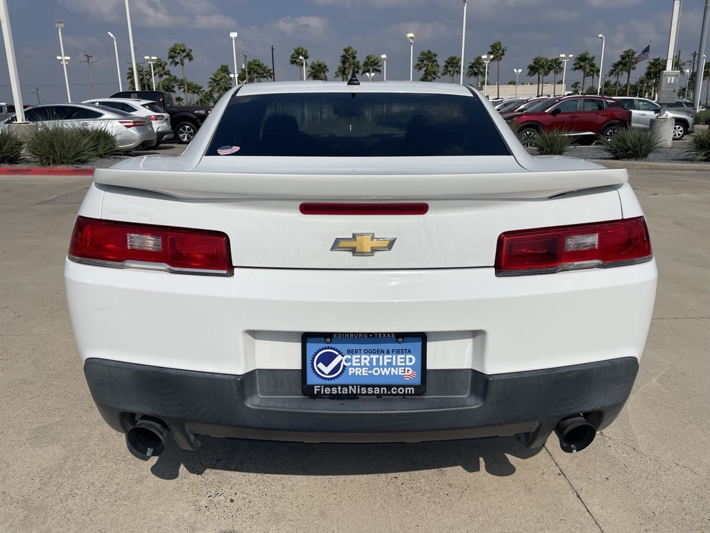 2015 Chevrolet Camaro photo 4