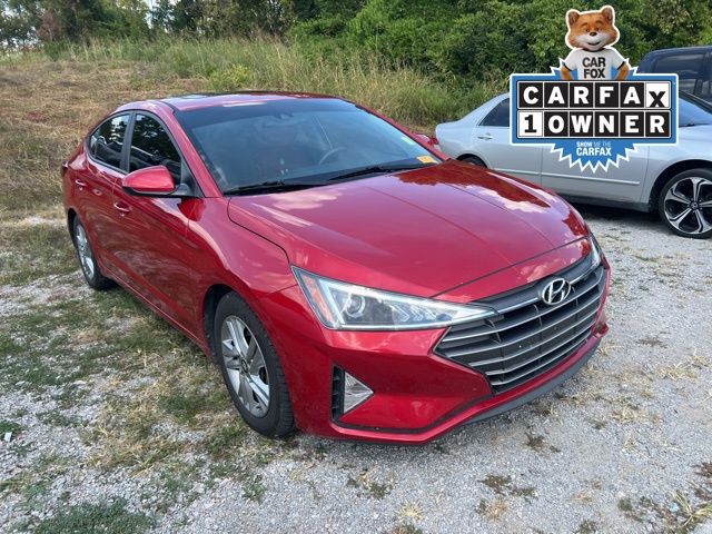 2020 Hyundai Elantra Value Edition photo 2