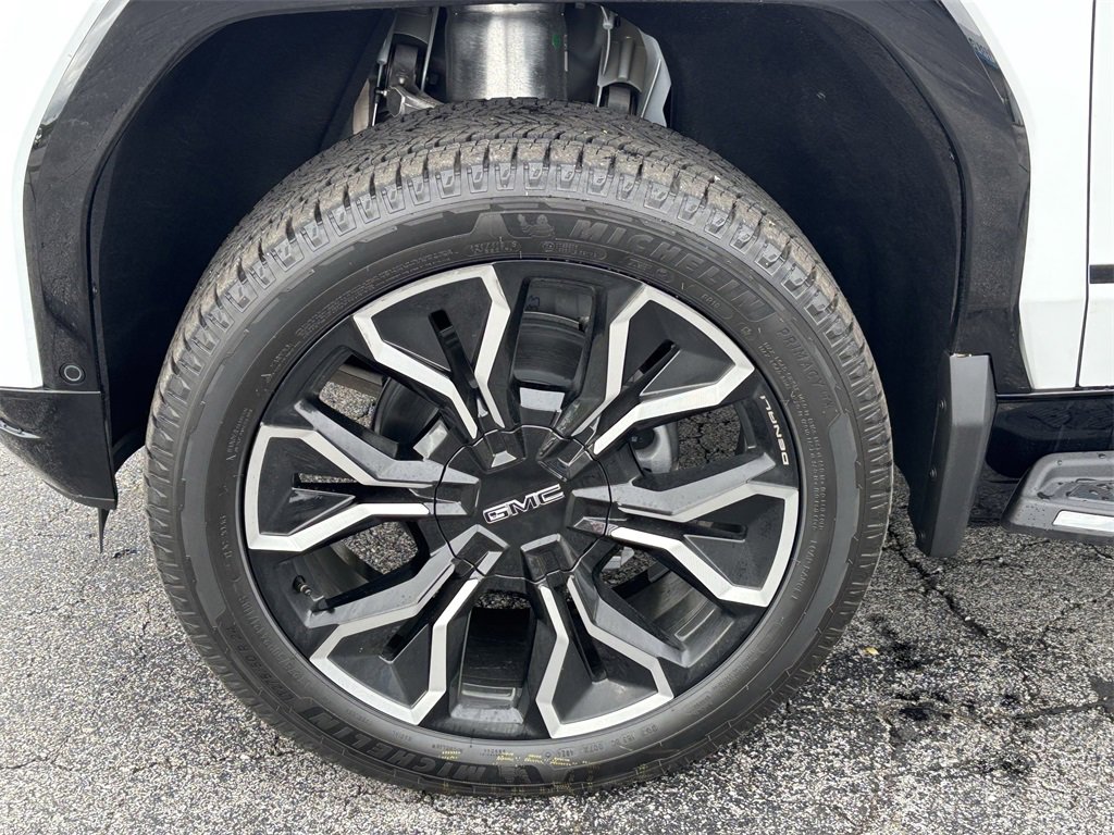 2025 Gmc Sierra EV Denali photo 10