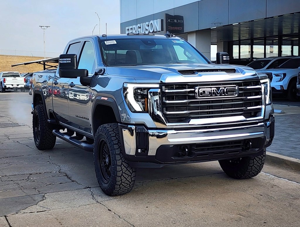 2026 GMC Sierra 2500HD SLE's photo