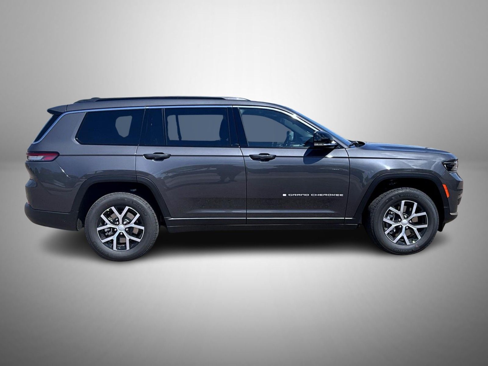 2025 Jeep Grand Cherokee Limited photo 4