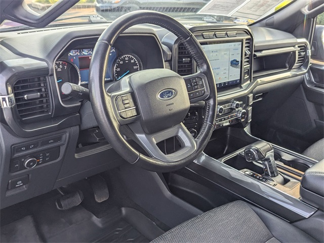 2022 Ford F-150 XLT photo 2