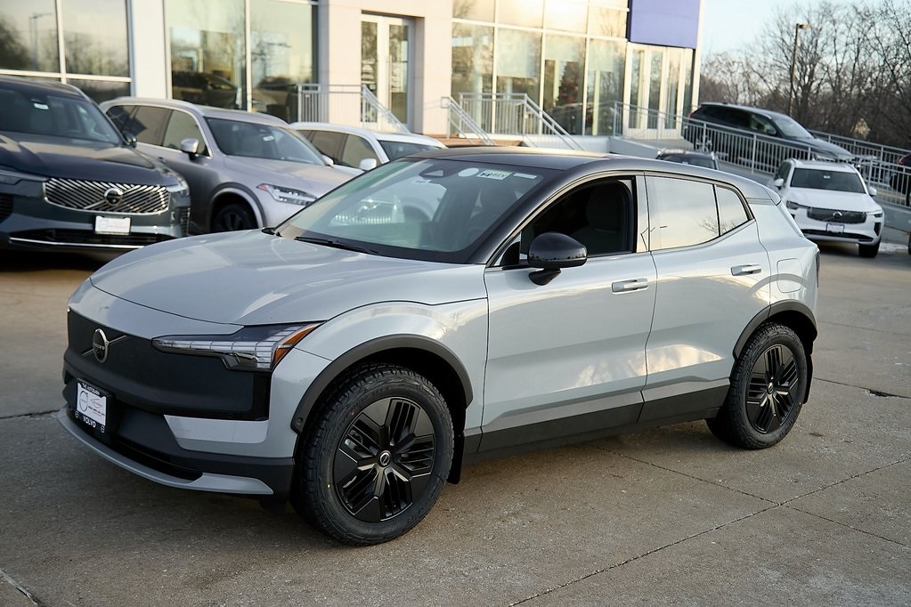 2026 VOLVO EX30 CC - Image 5
