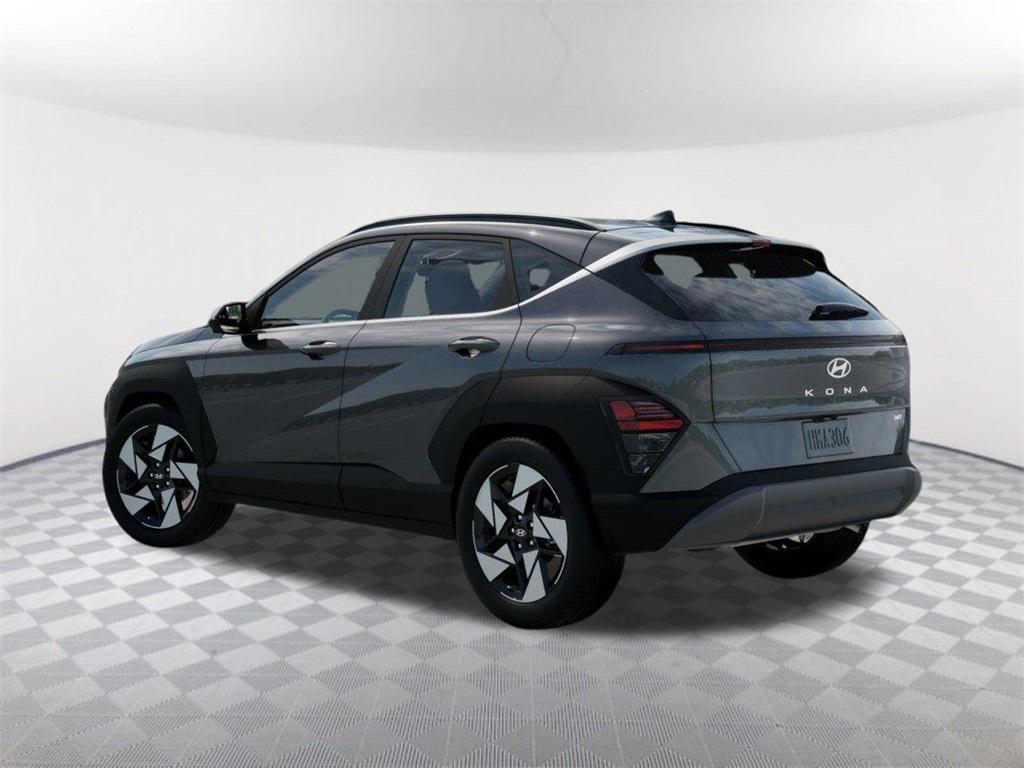 2026 Hyundai Kona SEL photo 4