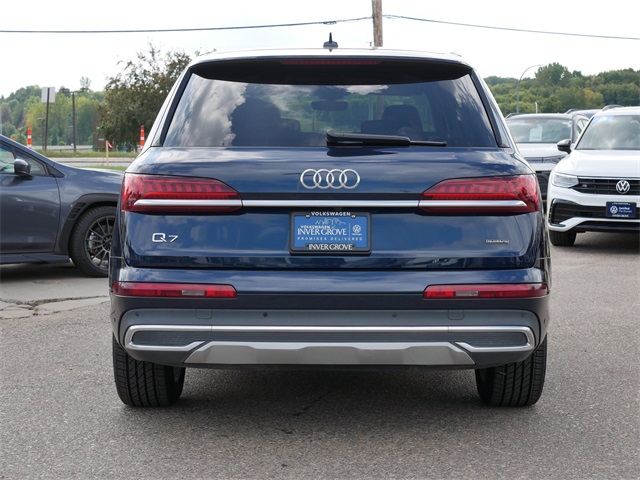 2024 Audi Q7 45 Premium Plus photo 4