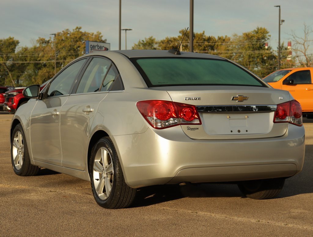 2015 Chevrolet Cruze LT photo 5