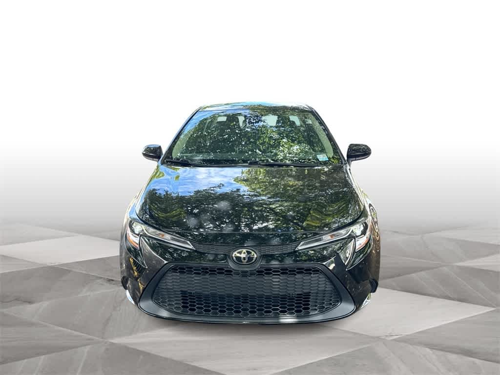2022 Toyota Corolla LE photo 3
