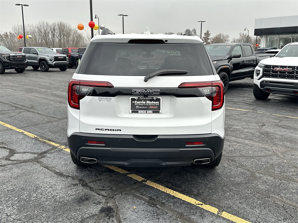 2023 GMC ACADIA - Image 7