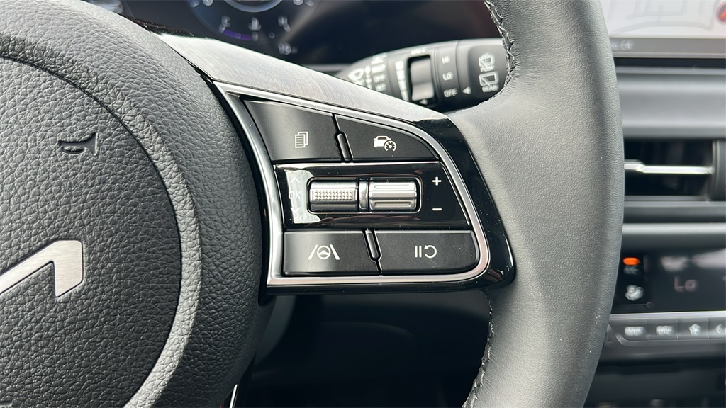 2026 Kia Seltos EX photo 16