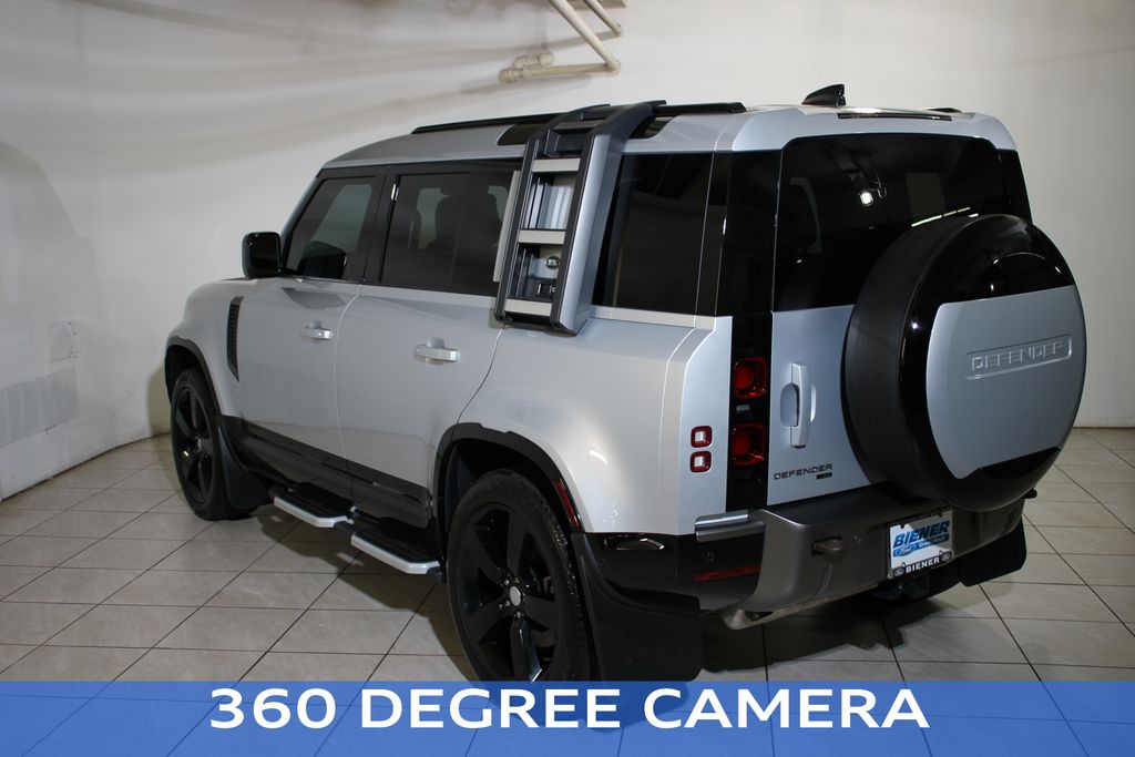 2023 Land Rover Defender 110 X-Dynamic SE photo 3