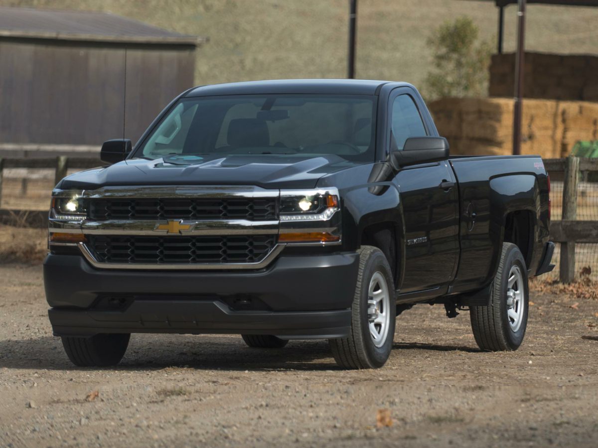 2017 Chevrolet Silverado Base's photo