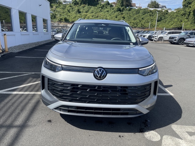 2025 Volkswagen Tiguan SE photo 4