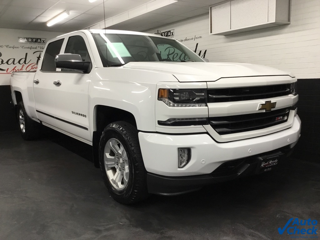 2017 Chevrolet Silverado 1500 LTZ photo 3