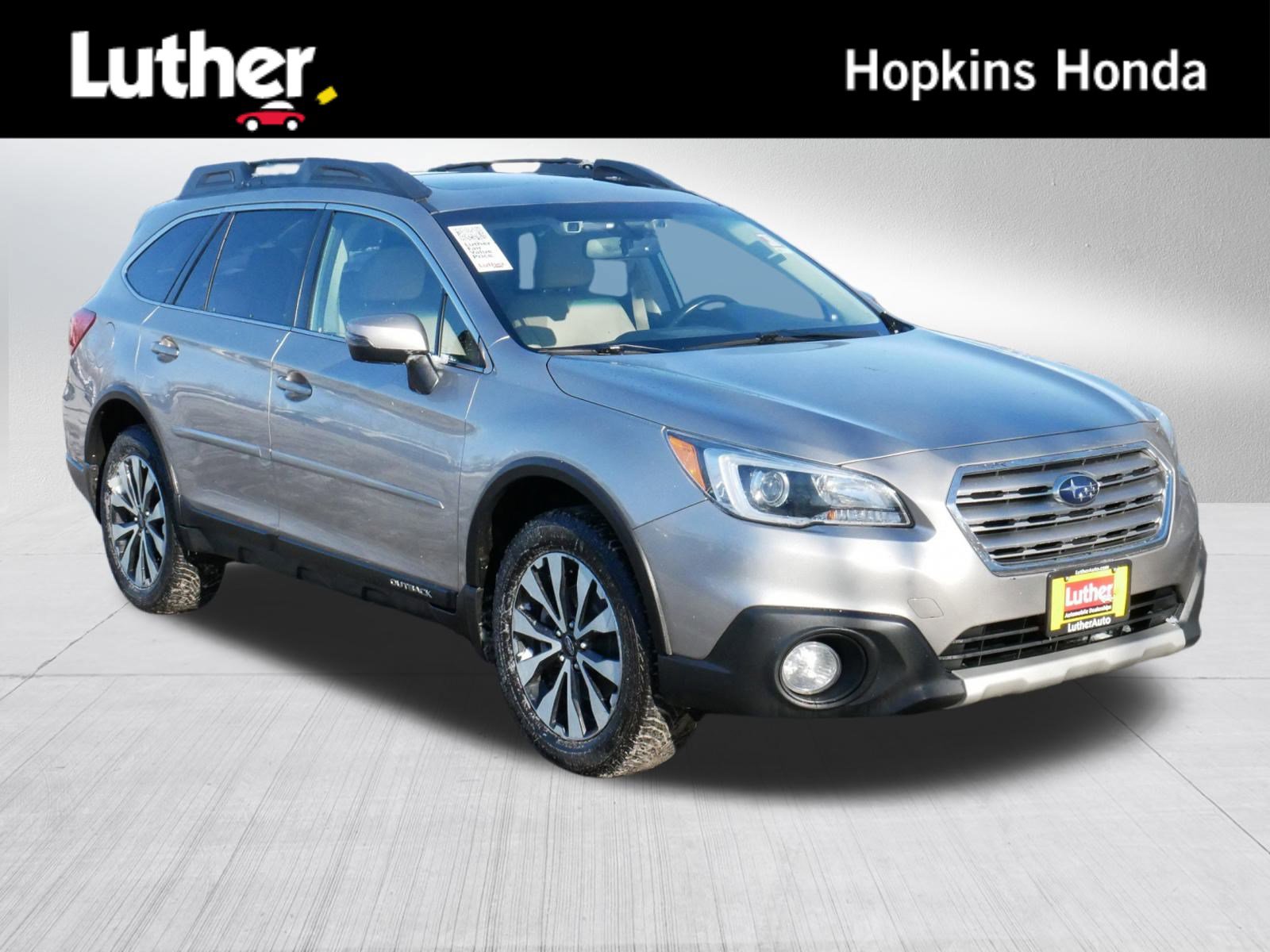 2015 Subaru Outback Limited's photo