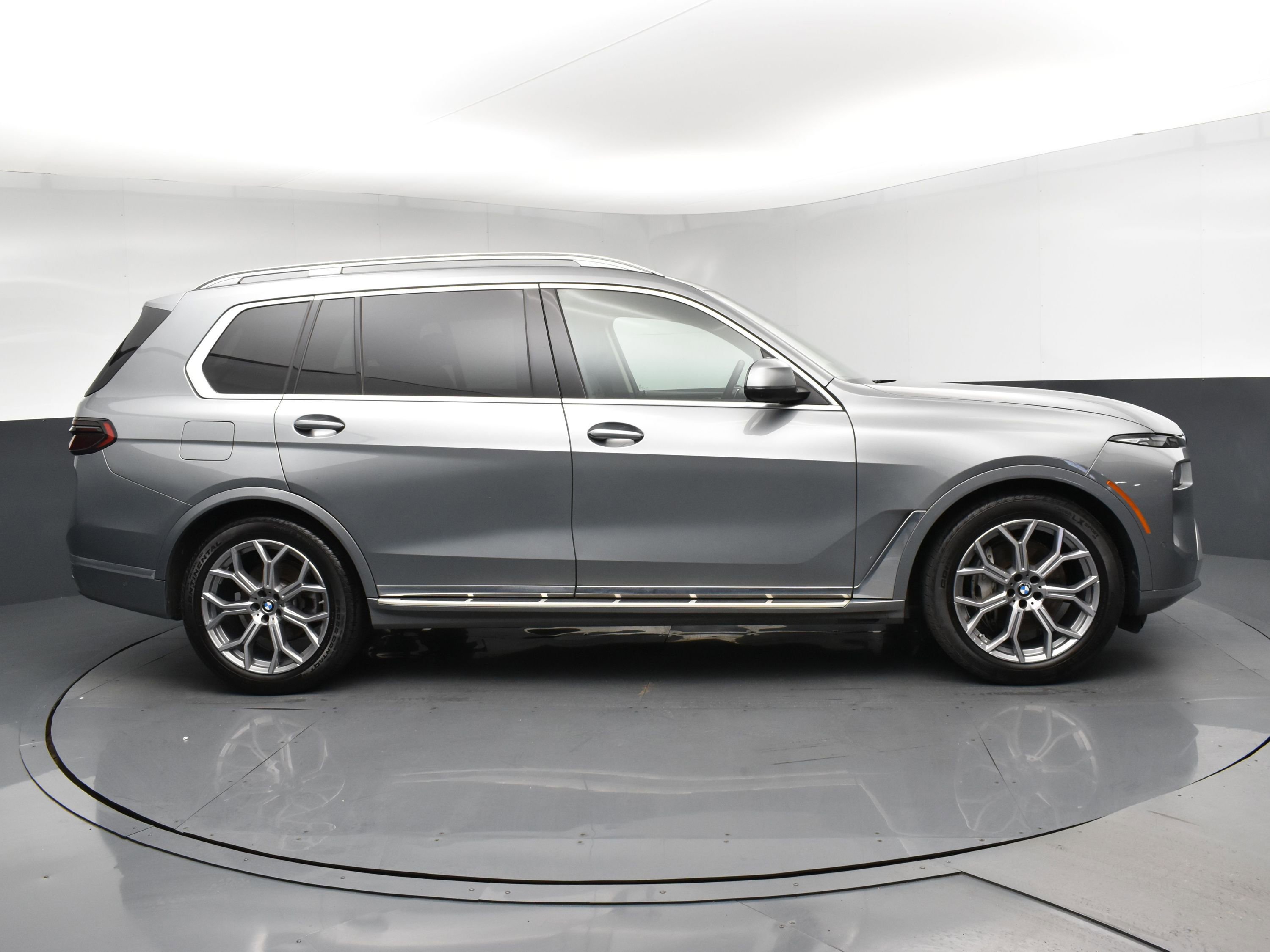 2024 Bmw X7 xDrive40i photo 3
