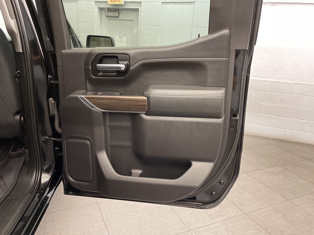 2020 Chevrolet Silverado 1500 RST photo 22