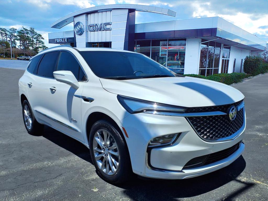 2024 Buick Enclave Avenir's photo