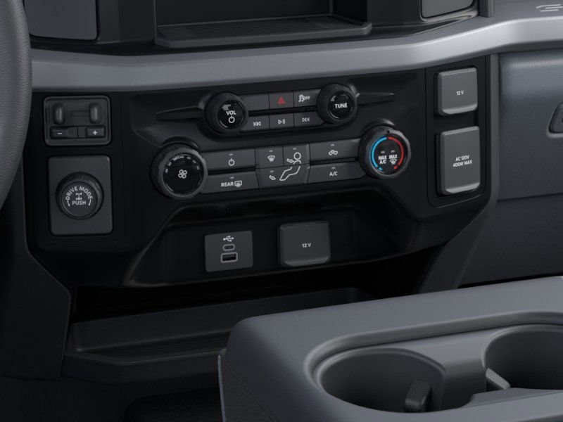 2026 Ford F-250 XLT photo 14