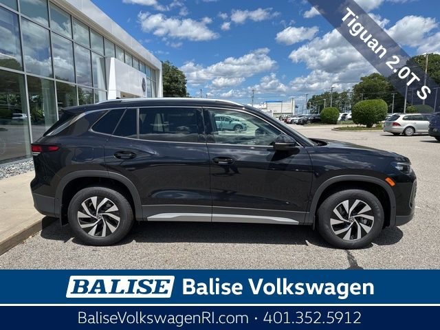 2025 Volkswagen Tiguan S photo 5