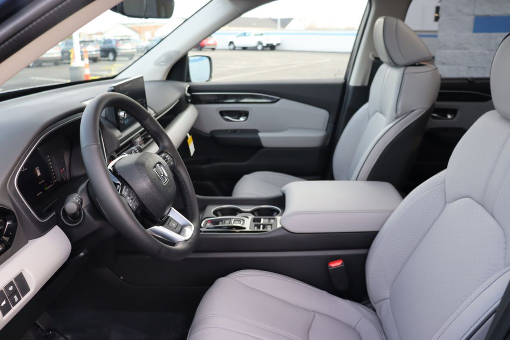 2025 Honda Pilot Elite photo 30