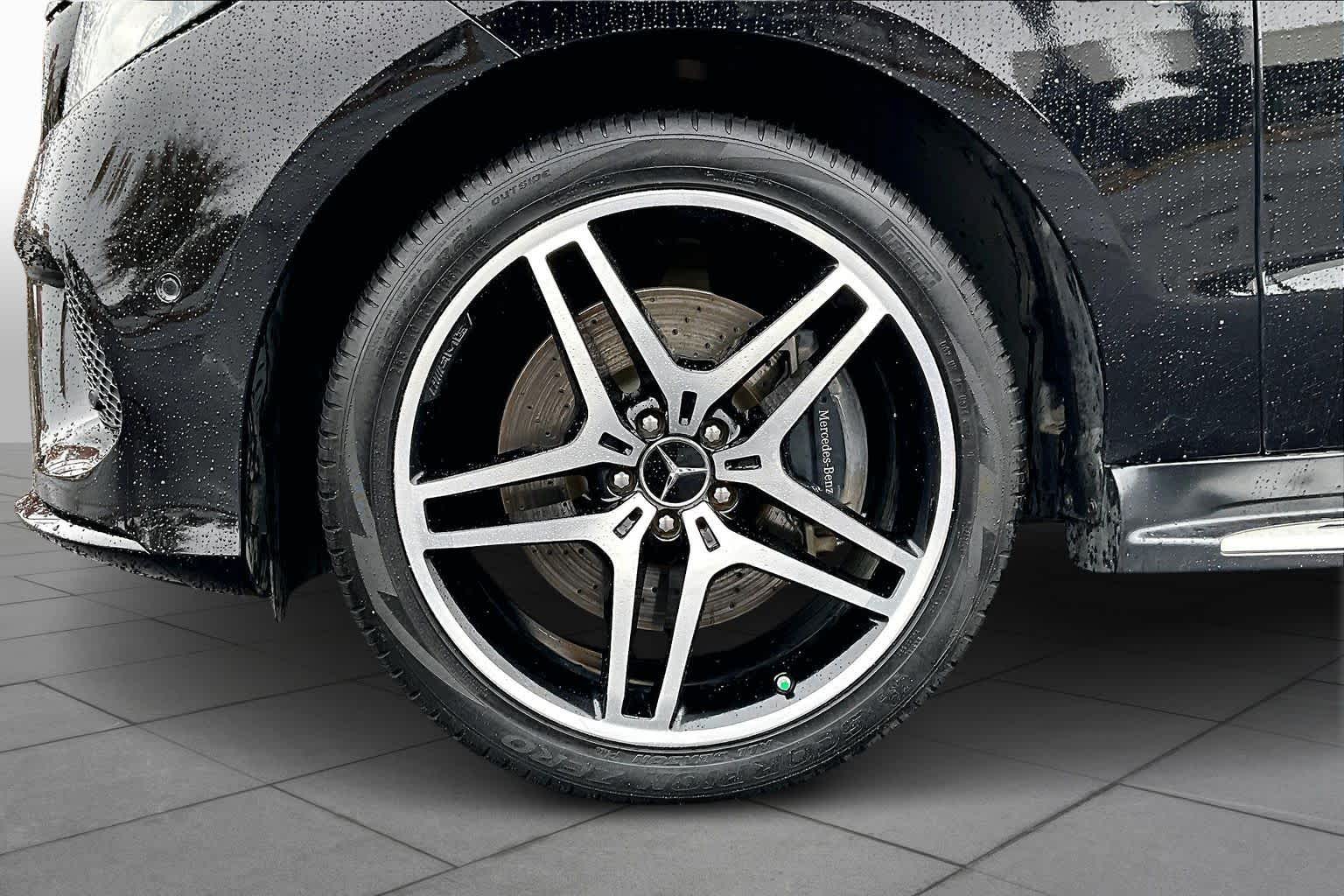 Image of Pre-Owned 2018 Mercedes-Benz GLE AMG   43 4MATIC   SUV