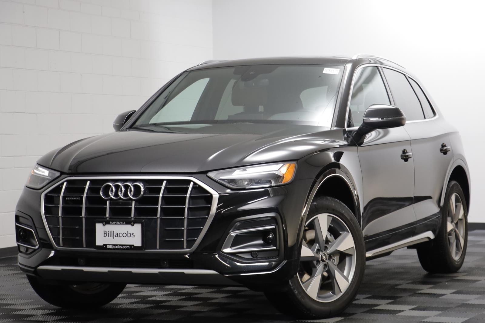 2024 Audi Q5 Premium Plus's photo