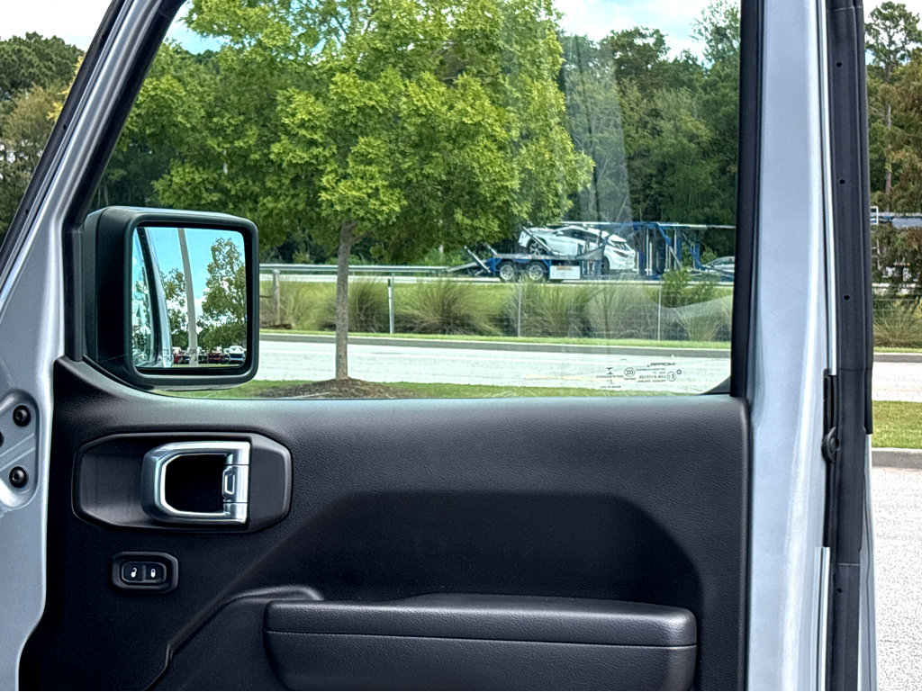 2022 Jeep Gladiator Willys photo 19