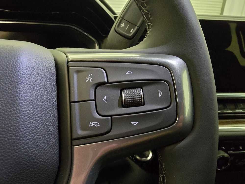 2025 Chevrolet Silverado 1500 RST photo 4